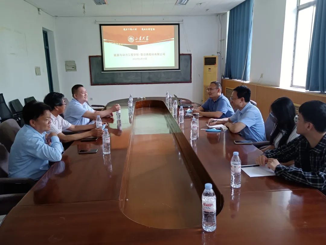 履职担当创新实干 打造行业领军品牌